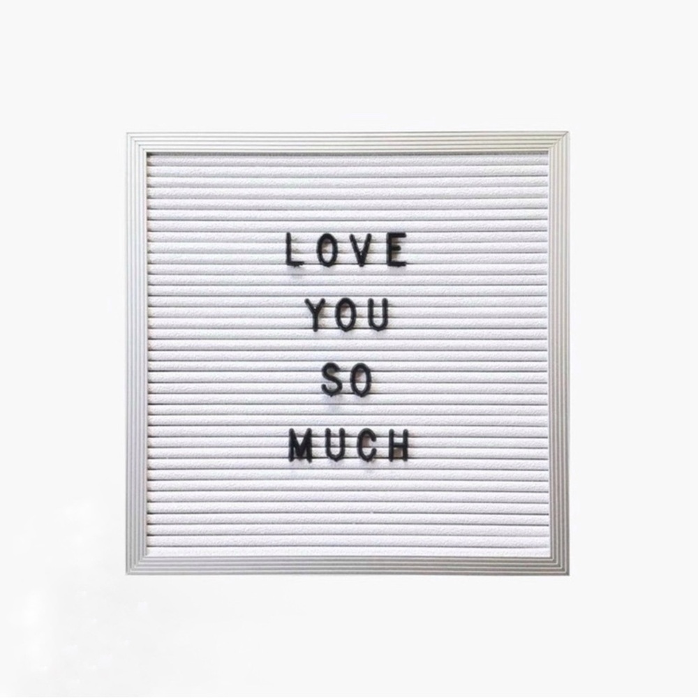 Square Letter Board Sign ✏️ White Vinyl Silver-tone Aluminum Frame Black Letters